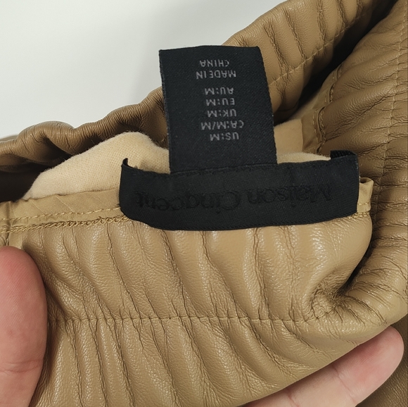 Maison Cinqcent | faux leather shorts - Picture 3 of 4